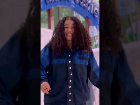 حد عارف مين اللي ظهر معايا