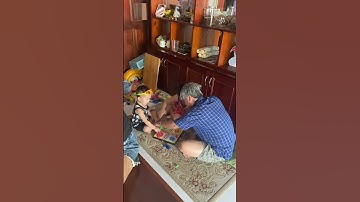 Chơi cờ cá ngựa bằng cách oẳn tù tì và cái kết #giaitri #vuive #trochoi #embe #giadinh #summer