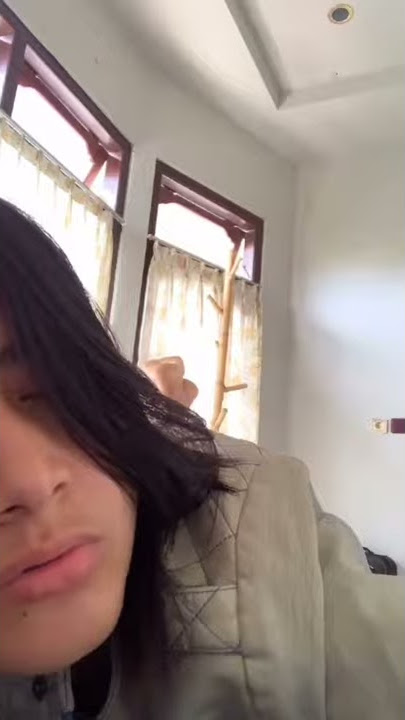 Halu lagi Bareng Bulan Sutena