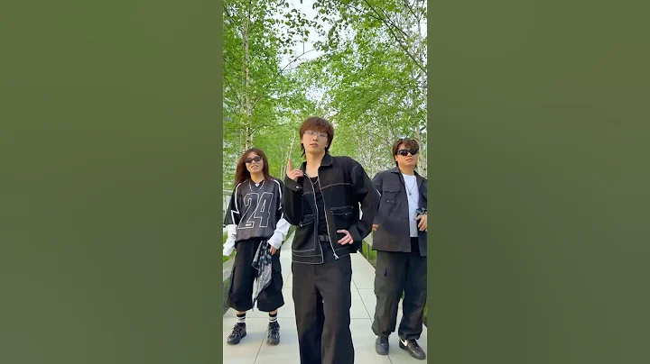 #THUNDER ⚡️ with #디노 #DINO 부모님 #SEVENTEEN #세븐틴 #HAPPY_BURSTDAY #SVT_THUNDER