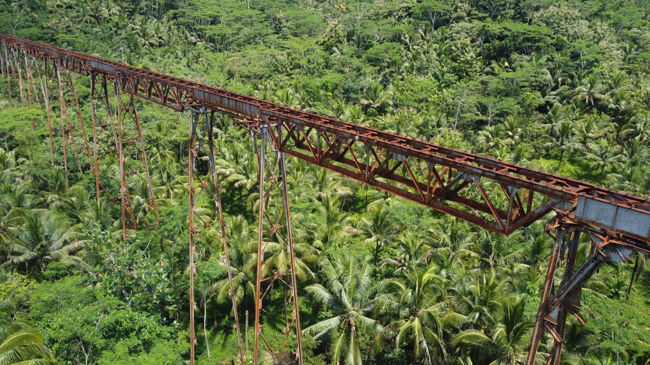 BELANDA HAMPIR BANGKRUT MEMBANGUN JALUR KERETA INI, TAPI BANGSA KITA TIDAK BISA MERAWAT WARISANNYA