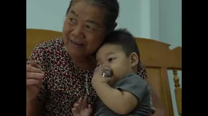 Single Mother Ly Tieu Ly Receives a Dream Kitchen Gift from Officer Son