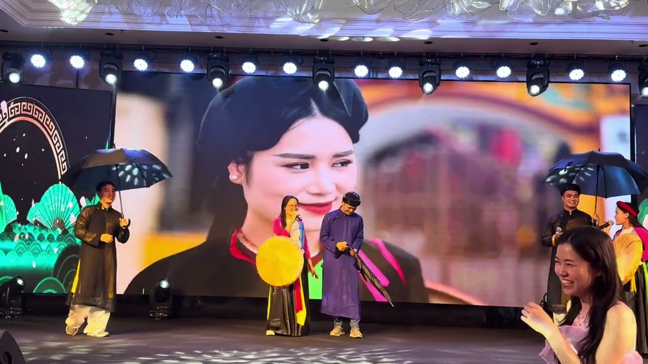 Ba quan mời trầu-hát