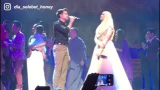 [Fancam] Final DSH Muzikal (12/01/2017) - Memori Berkasih by Siti Nordiana & Alif Satar