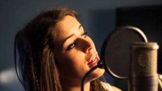 Video thumbnail of "I can't make you love me - Lucie Jones Cover"