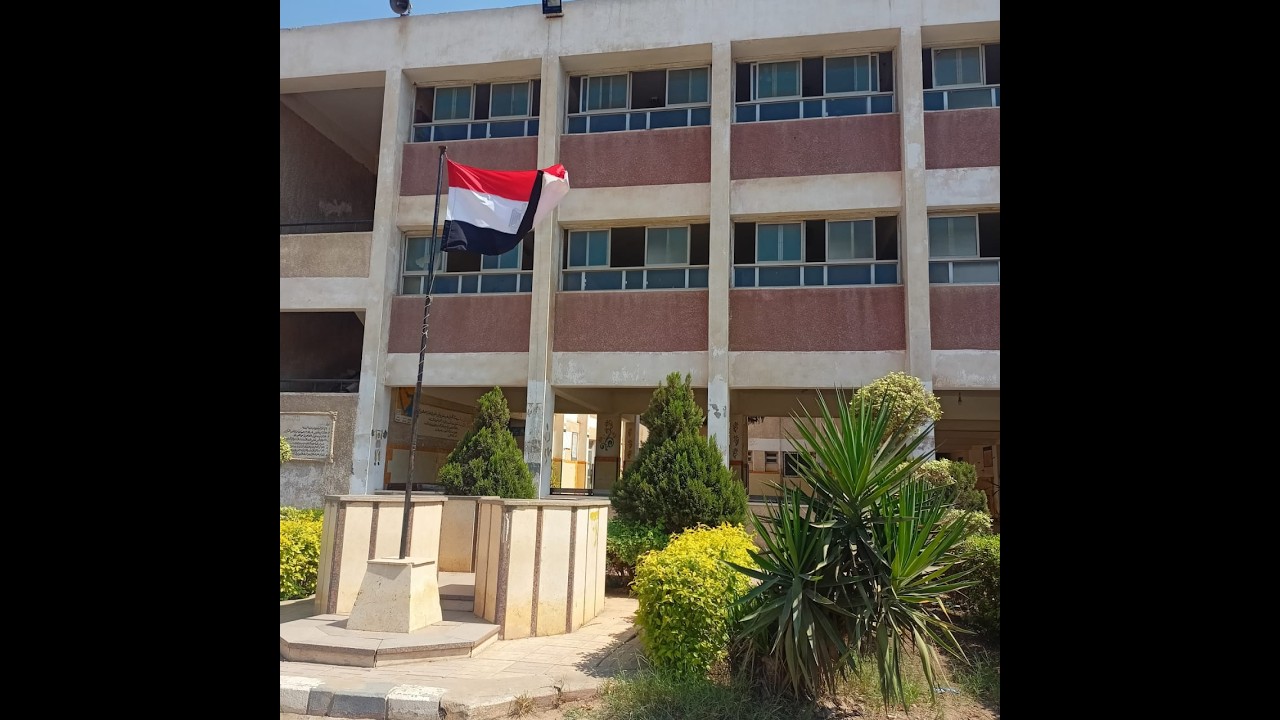 أنشطة مدرسية : جماعة مناهضة التدخين وعمل مسرحى عن ... اختر حياتك قبل فوات الأوان