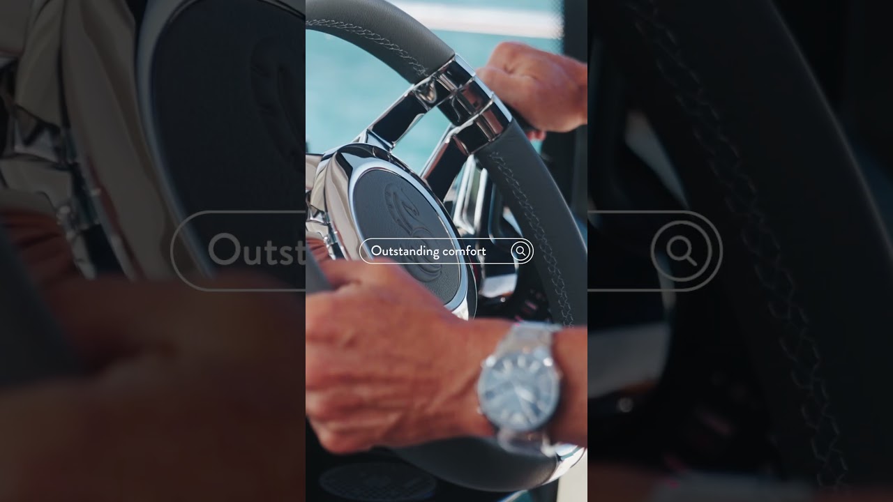 Antares 12 Coupé: Built for boating all year round, with no concessions