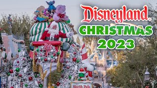 Christmas at Disneyland 2023 | Shows, lights, and decorations around the park