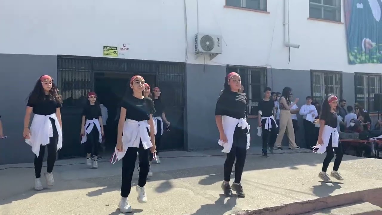 23 NİSAN GÖSTERİMİZ- ELLA ELLA