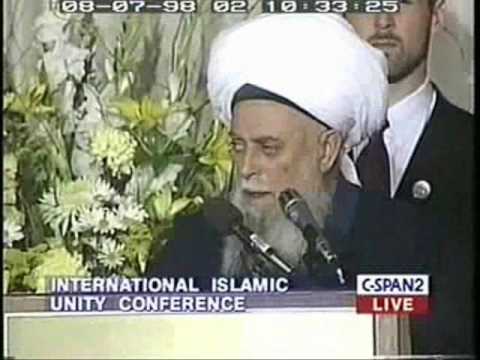 Sheikh Maulana Nazim Kibrisi speaking at the Inter...