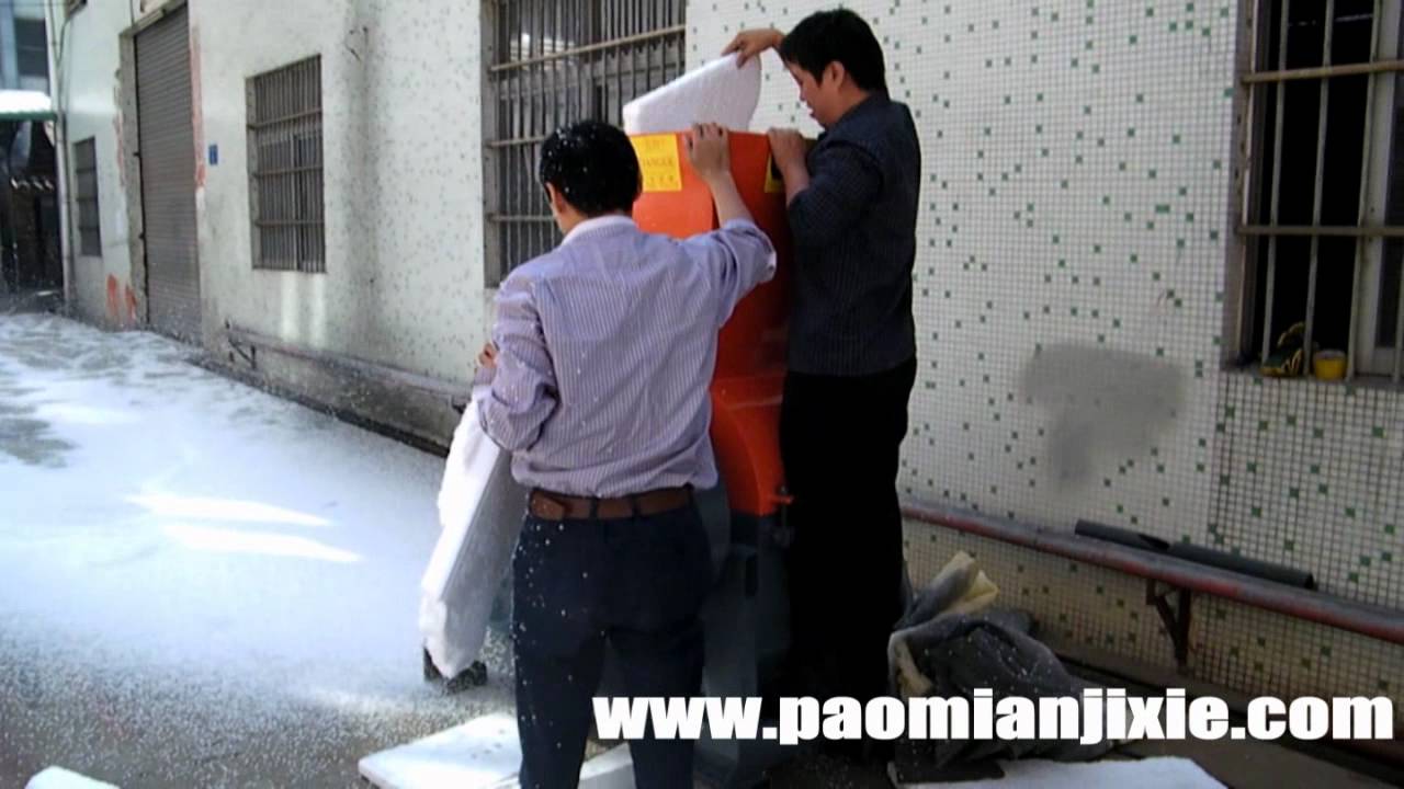 fake snow blanket，fake snow blower，fake snow in a can，fake snow for