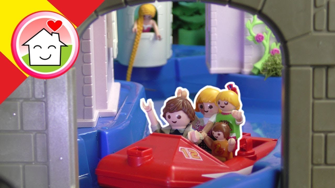 Playmobil en español En el parque acuático de princesas - La Familia Hauser