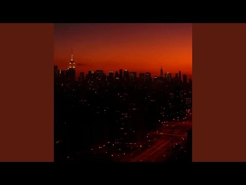YouTubeでNostalgiaを視聴
