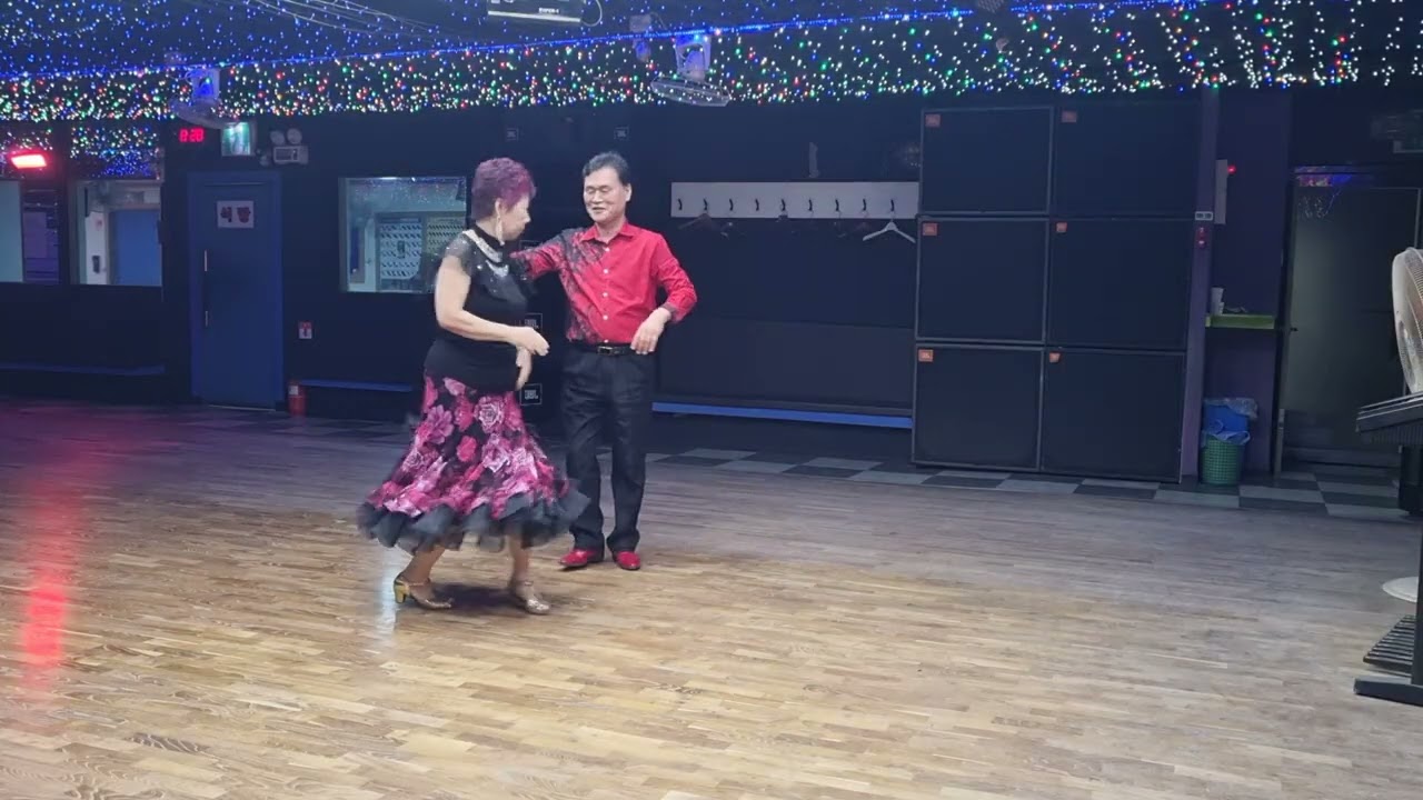 2602..부르스..꽃이 피었당..작약처럼 화사한 예쁜 누이와 빨간 구두의 쉘위댄스 