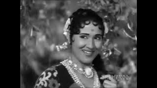 Kya Hua Ye Mujhe Kya Hua  Asha Bhosle   Lata Mangeshkar  Jis Desh Mein Ganga Behti Hai  1961