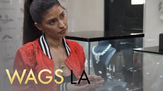 WAGS LA | Nicole Williams Grills Larry About Wearing a Wedding Band | E!