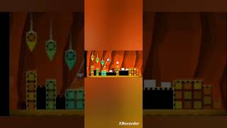 pasándome la primera isla de geometry dash World por los noops