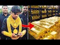 ये आदमी  इतना ज्यादा सोना पहनता है कि अंबानी भी शर्मा जाए | Gold Man Family | Rich people of india