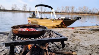 3 Days ALONE on the River!! (Day 1 Catch and Cook)