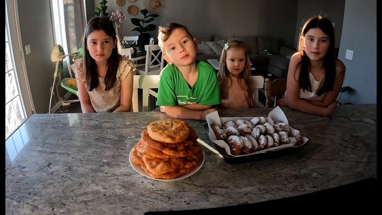 Am facut langos si gogosi de ziua familiei !