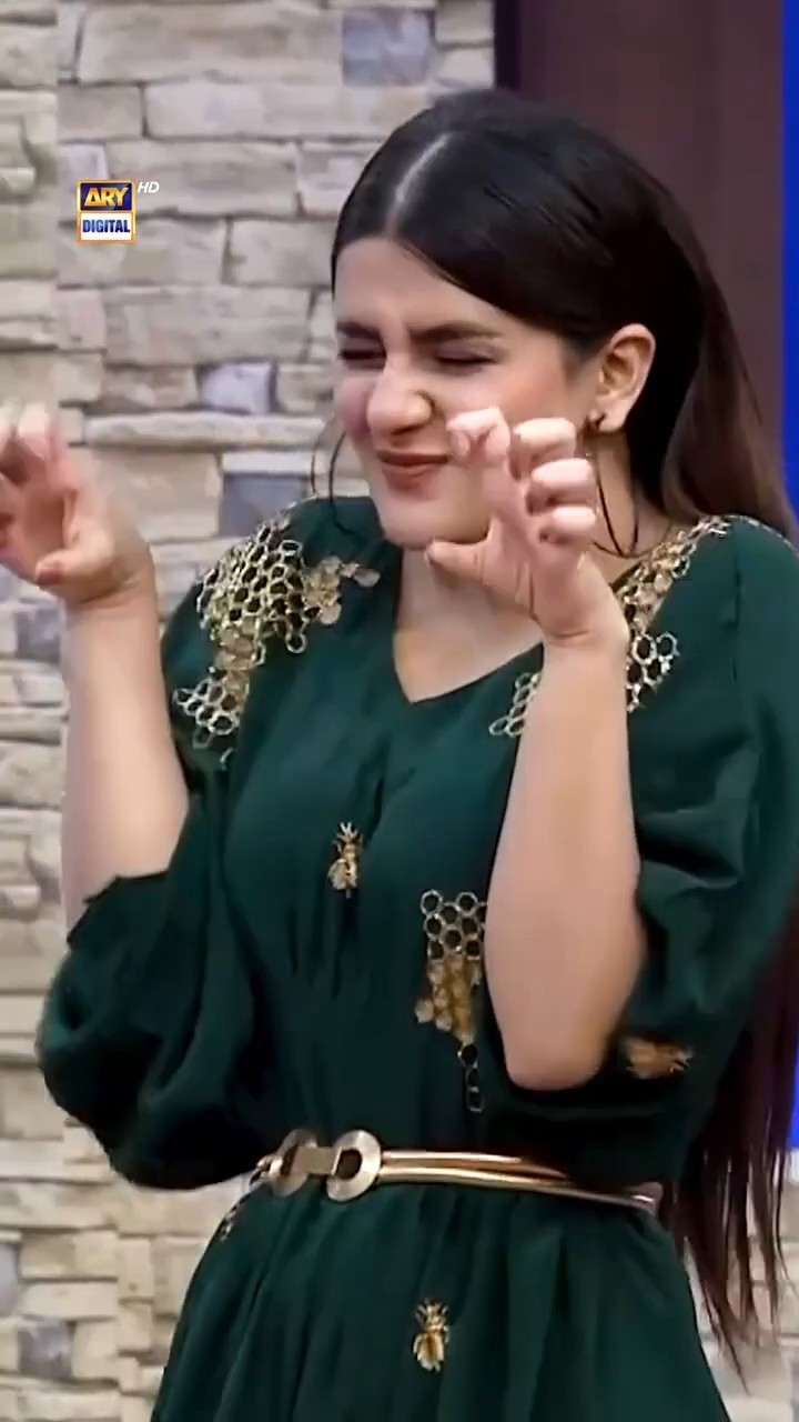 Mein hon Biili ? #kubrakhan #shorts