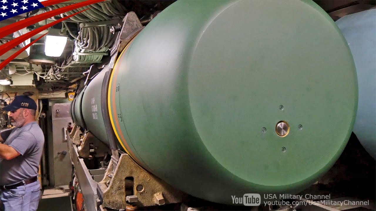 潜水艦発射型ハープーン Ugm 84 の魚雷発射管への装填 Youtube