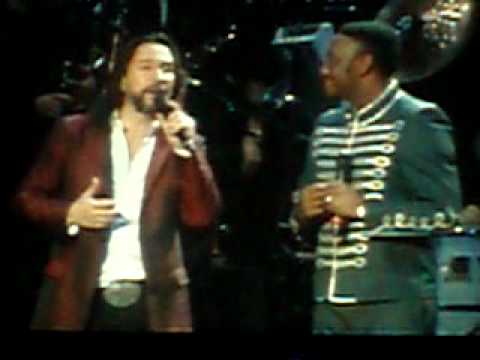 Anthony Santos and Marco Antonio Solis - De Grande a Grande