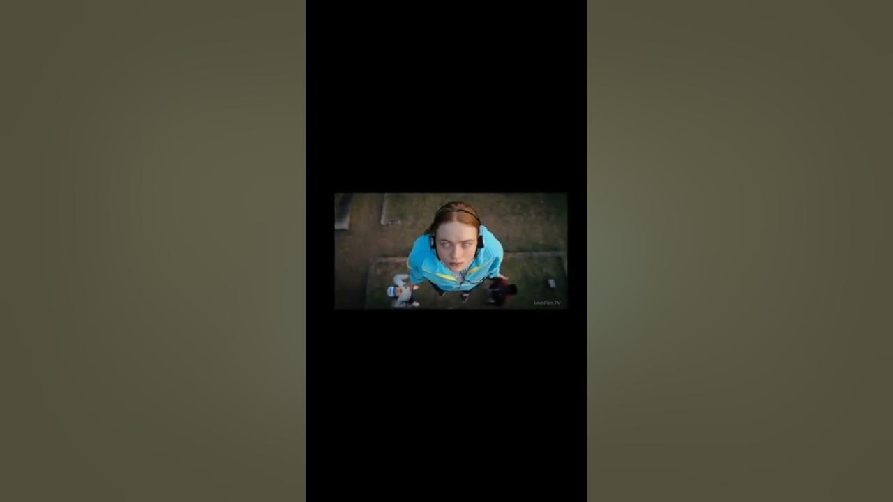 Очень странные дела 4 сезон. Макс чуть не умерла 😱😱😱😱!!!! - YouTube