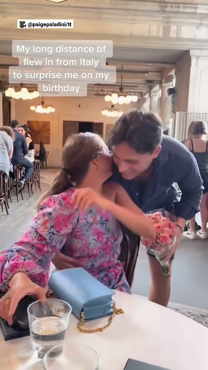 Boyfriend flies in from Italy to surprise girlfriend for her birthday ❤️❤️