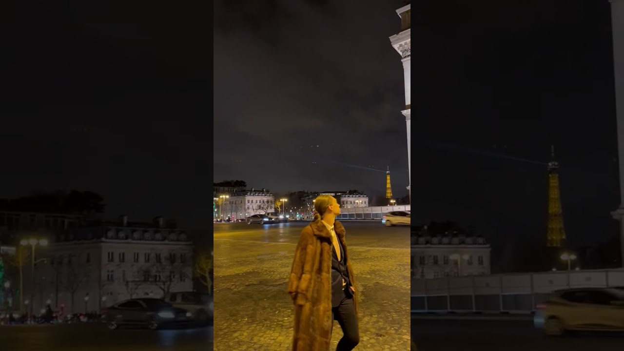 Posing in Paris 🗼(Arc de Triomphe shooting)