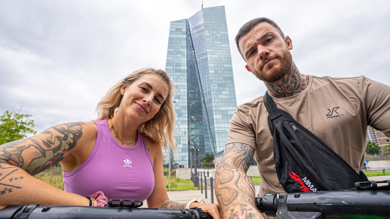 @Miss.Peaches besucht mich in Frankfurt & es wird wild - YouTube