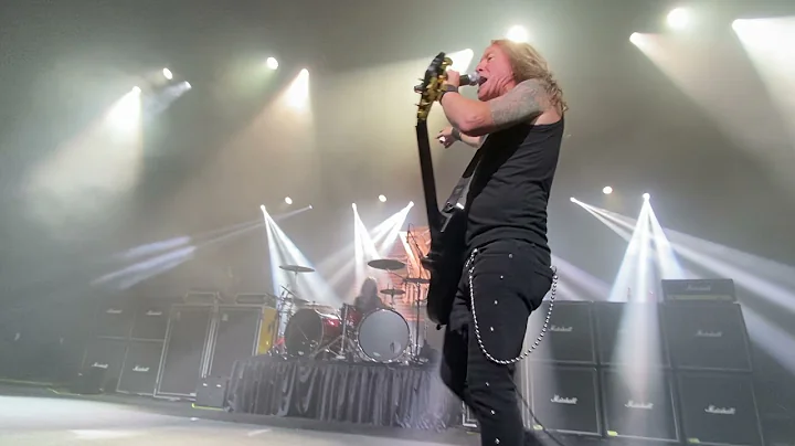 Zoltan Chaney & Vince Neil Band at Monsters on the...