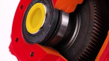 Foot and expansion plate parallel shaft helical gear reducer