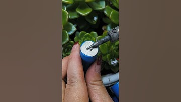 how to soldering 18650 lithium battery. #solderingtool #solderingtips #howto #diyelectronics