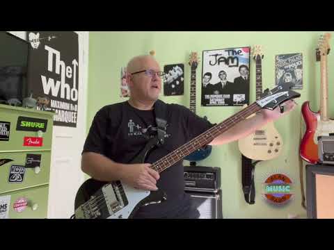 Rickenbacker 4003s Review