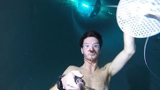Testing some amazing freediving goggles at Y-40 - 40m./137ft.