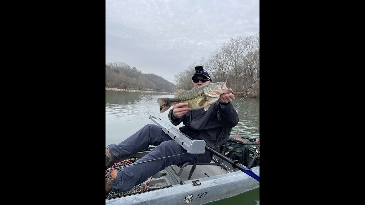 Winter fishing the Shenandoah river for bass (New PB!!!)