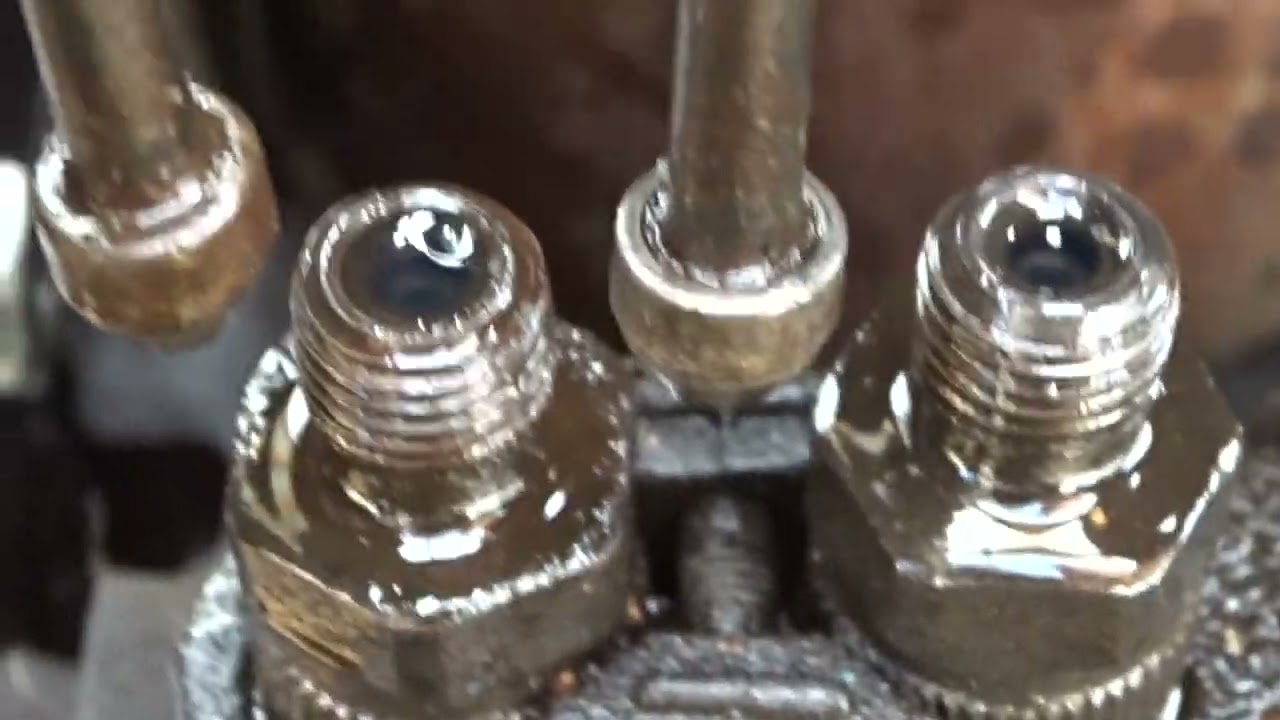 как установить момент впрыска (зажигание) и запуск Т 30//tractorT30 ...