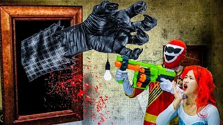 Lost in the World of Paintings | Squad Spiderman SEAL X Nerf Batlle Gun Fight