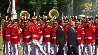 Berkunjung ke Istana Merdeka, Presiden Afghanistan Salami Siswa SD Penyambut Kedatangannya