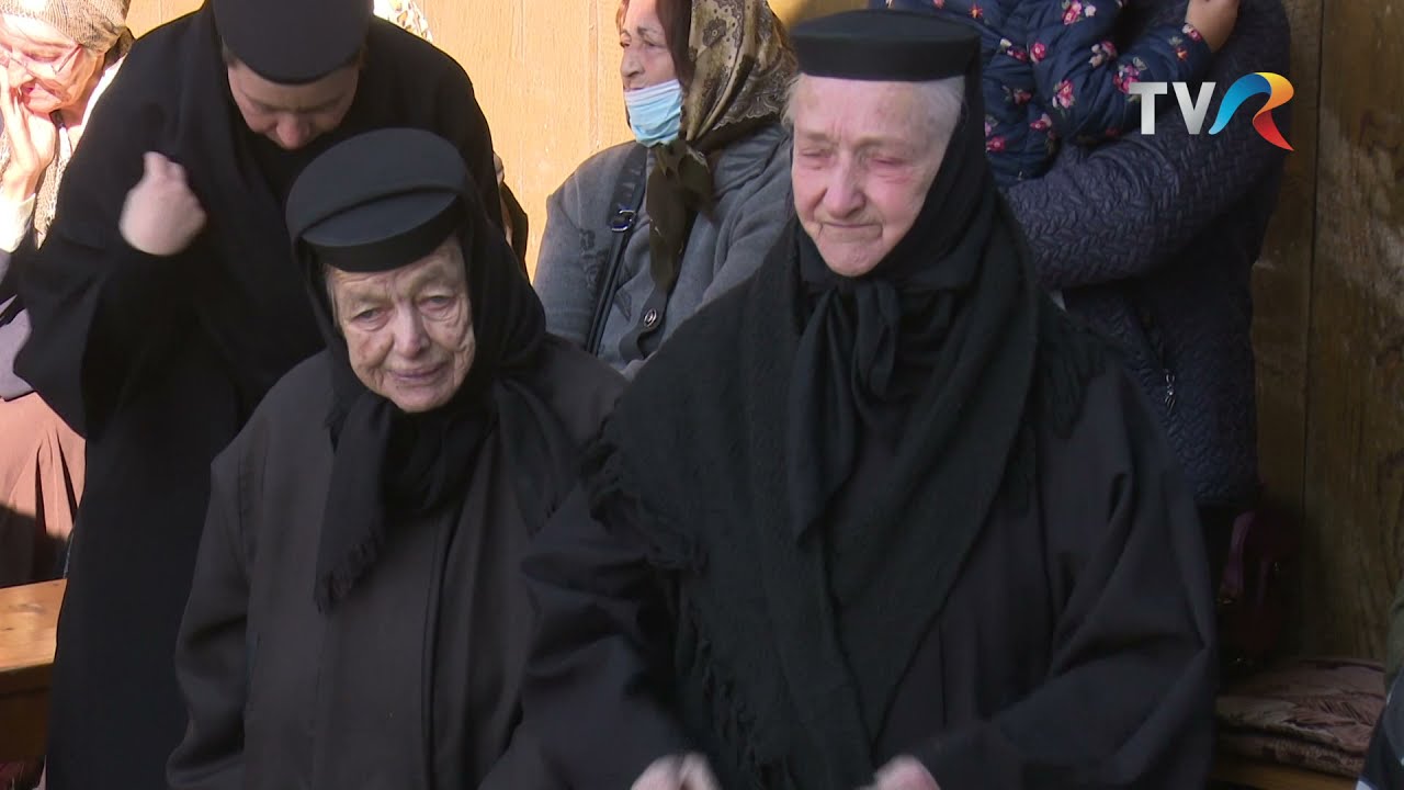 POVESTEA DE DUMINICĂ | MÂNĂSTIREA DINTRUN LEMN (VÂLCEA) | TVR