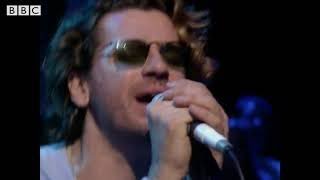 #INXS  Never Tear Us Apart.  Later With Jools Holland 1994. Resimi