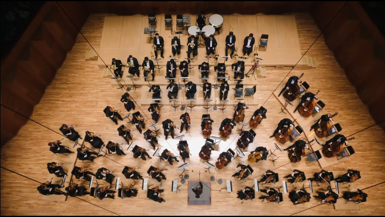 Han-Na Chang conducts de Falla 
