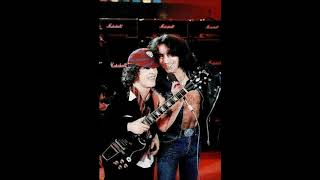 AC/DC- Sin City (Live Hammersmith Odeon, London England, Nov. 2nd 1979)