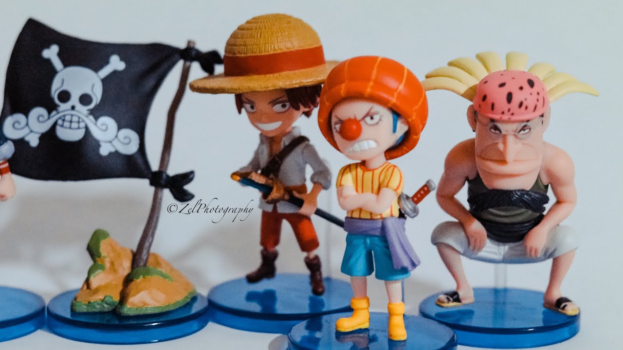 Figurine Drapeau L'Équipage Des Pirates Roger - One Piece - WCF