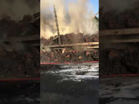 На трассе М1 под Дзержинском сгорел прицеп фуры