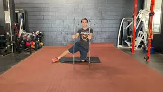 1/2 Kneeling Middle Split Lift Off (2 Pole)