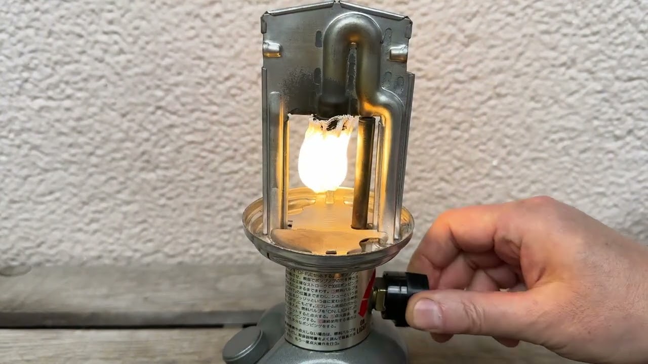 コールマン226のメンテナンス完了品燃焼確認 - YouTube