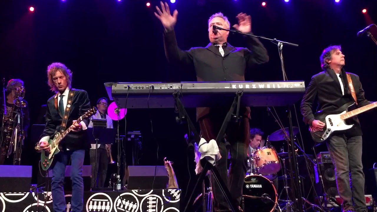 The Suburbs - Spring Came