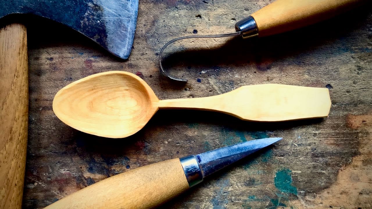 Apprend à fabriquer une cuillère en bois ! 